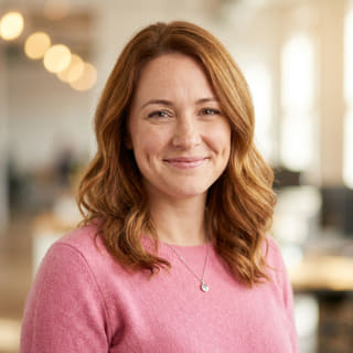 Emily Watson, que aparece como responsable de Atención al Cliente en Zenda Rentorio, en una foto de perfil